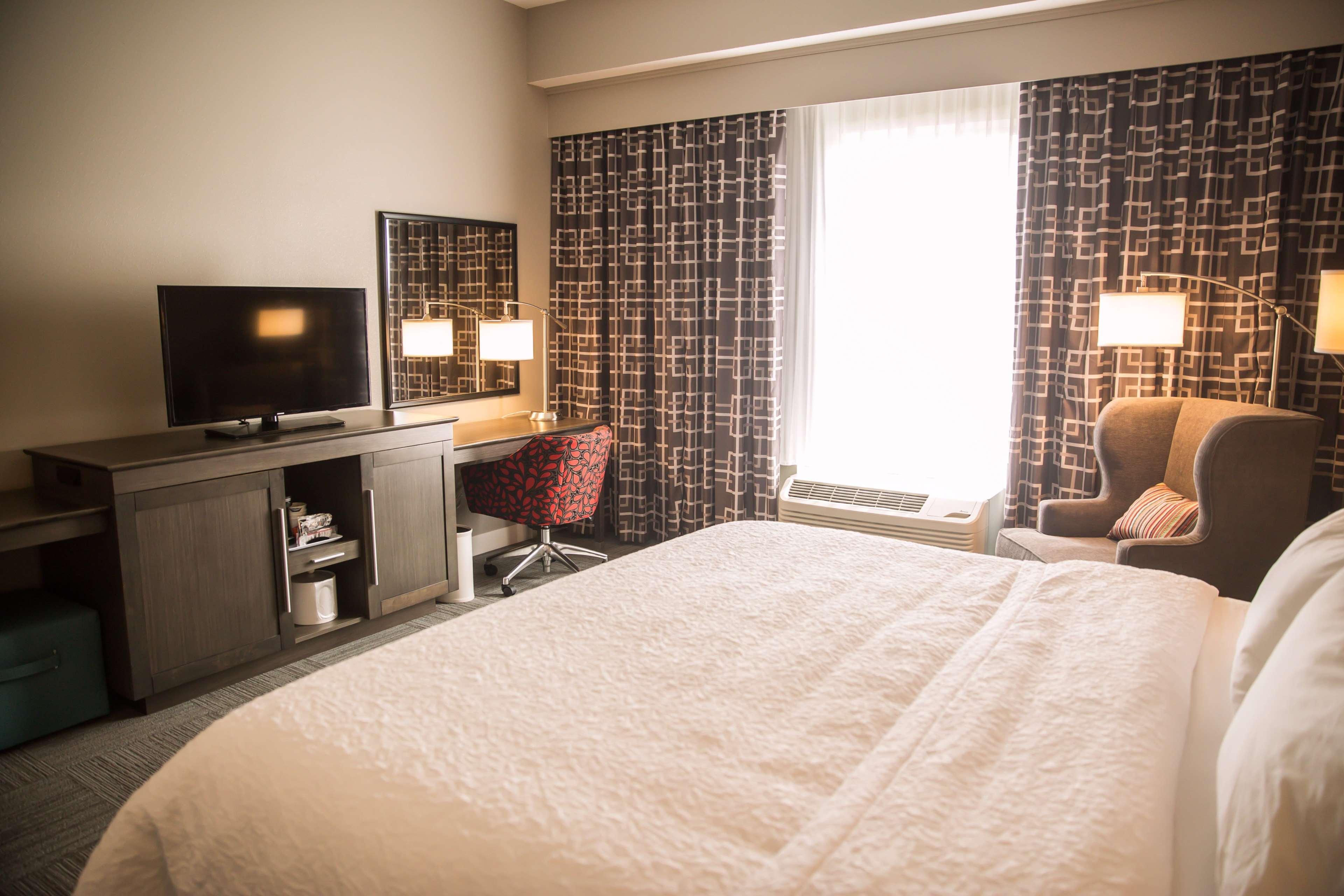 Hampton Inn-Понтиак Экстерьер фото