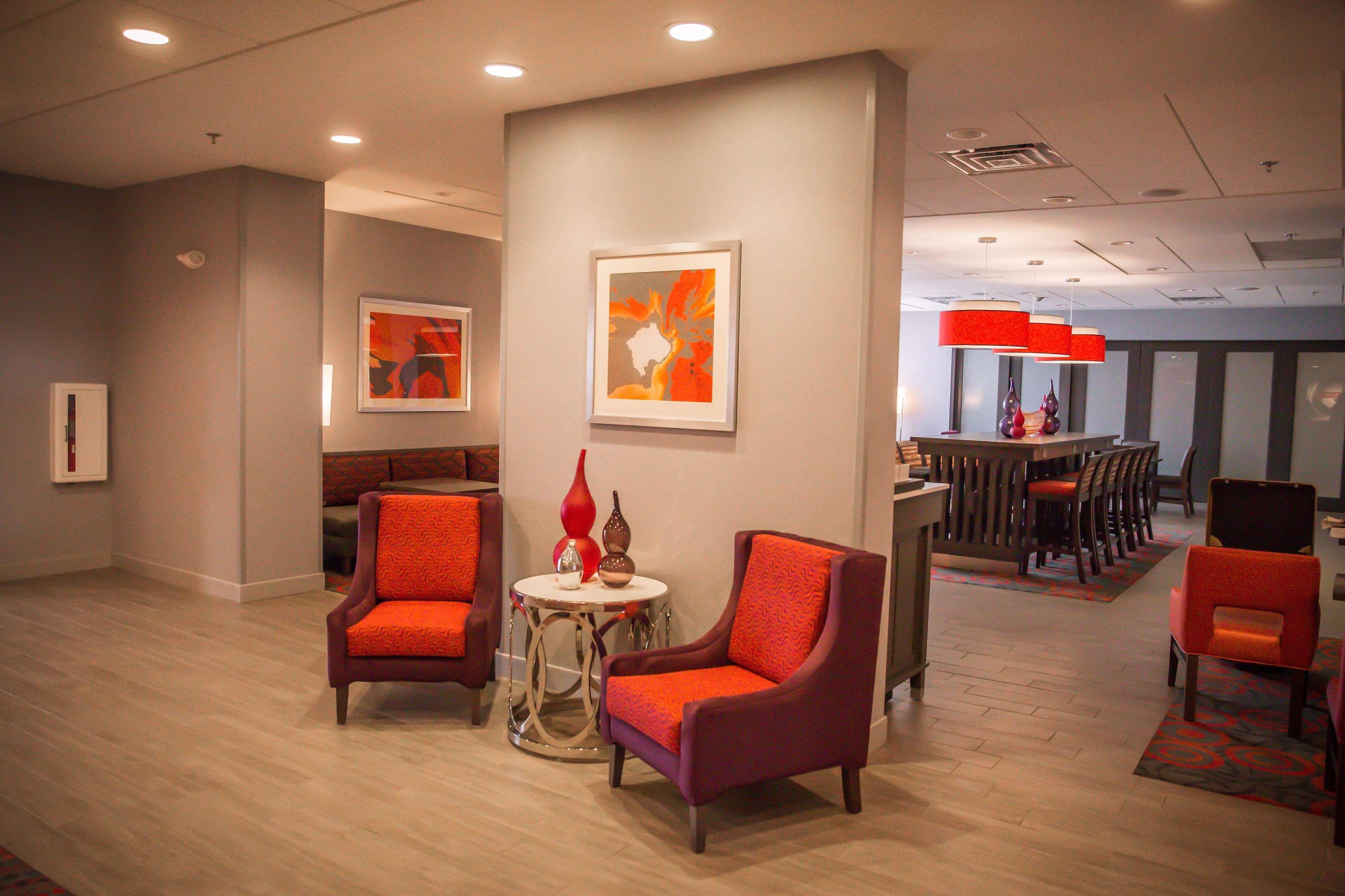 Hampton Inn-Понтиак Экстерьер фото